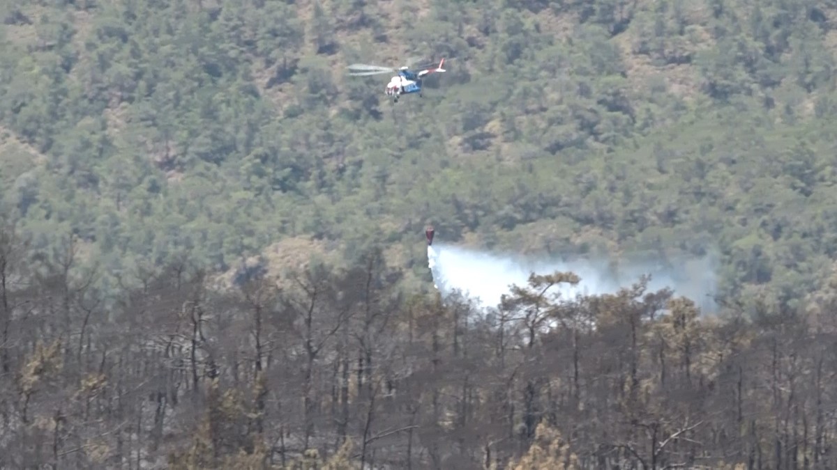 Marmaris’te yanan yerler havadan görüntülendi