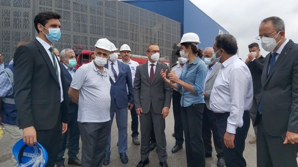 Kocaeli'de Kimya fabrikasında büyük yangın: 6 saat sonra söndürülebildi!