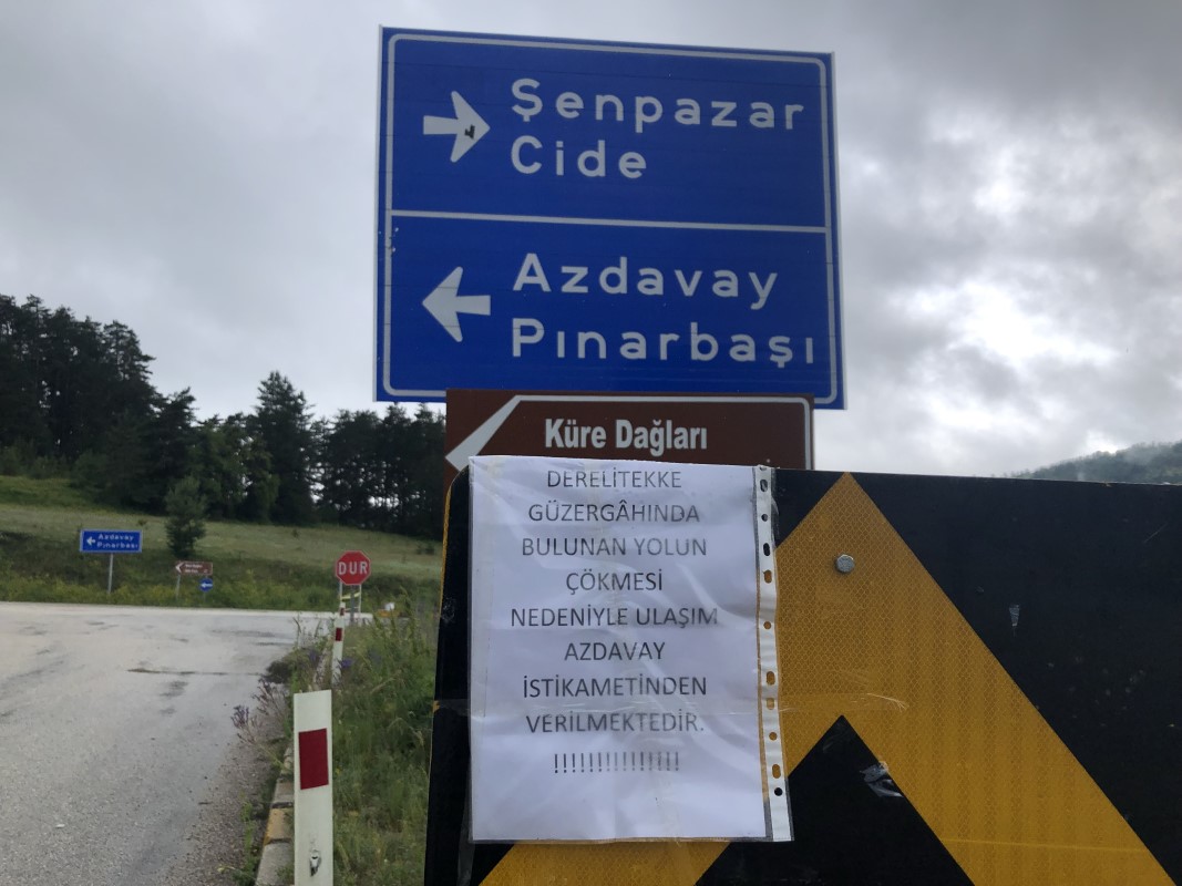 Kontrollü şekilde açılan Kastamonu-Cide yolu tekrar ulaşıma kapandı