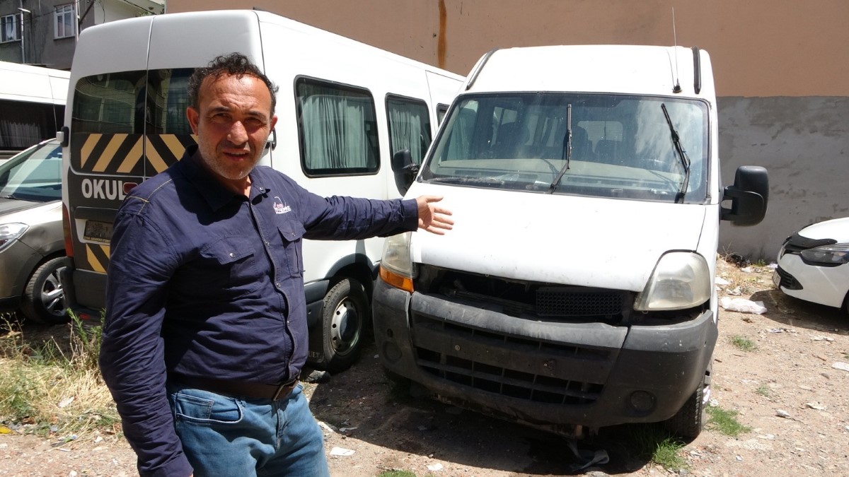 Pendik’te baba yadigarı aracı yağmaladılar