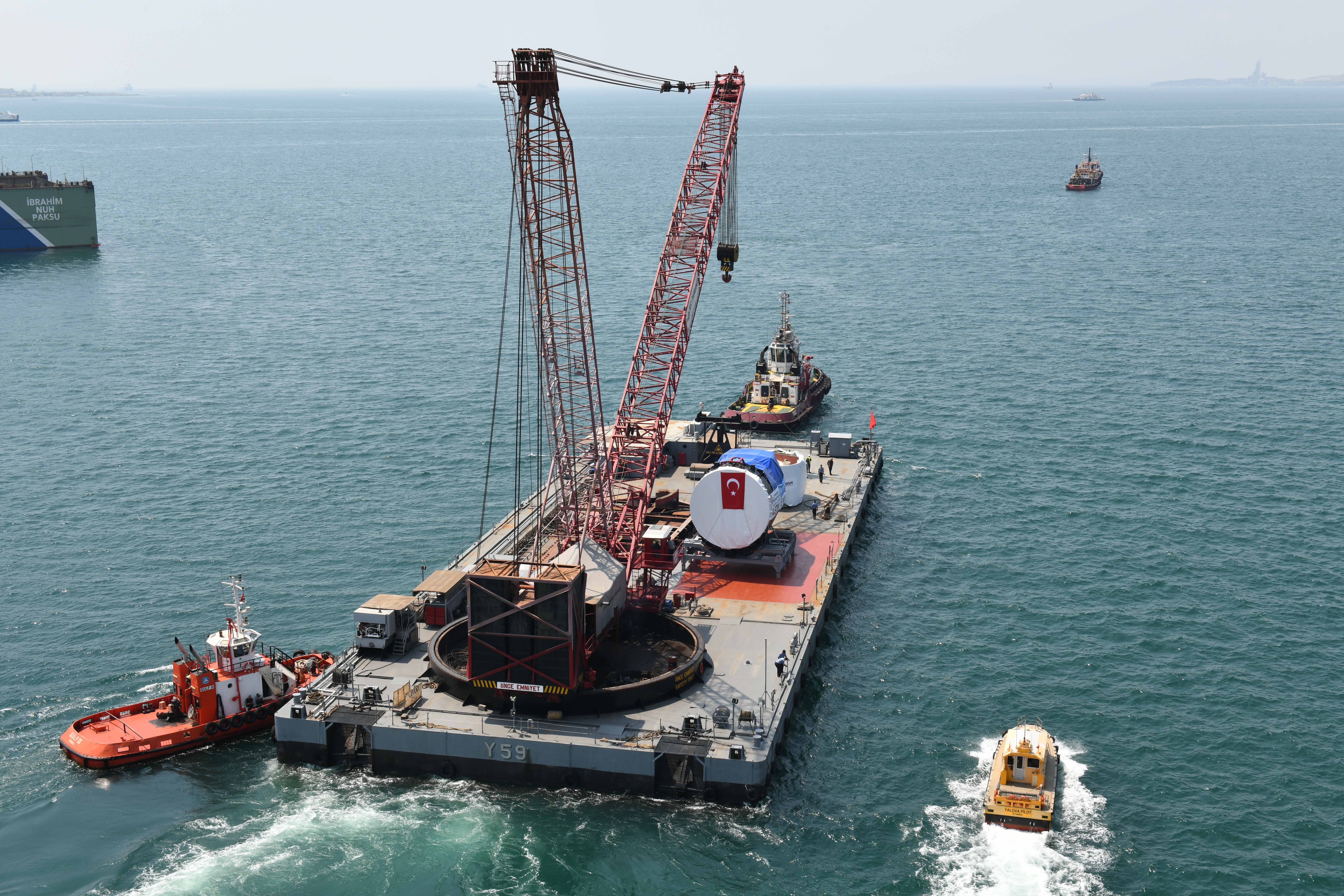 Reis Sınıfı denizaltılara yeni 'Section50' teslimatı