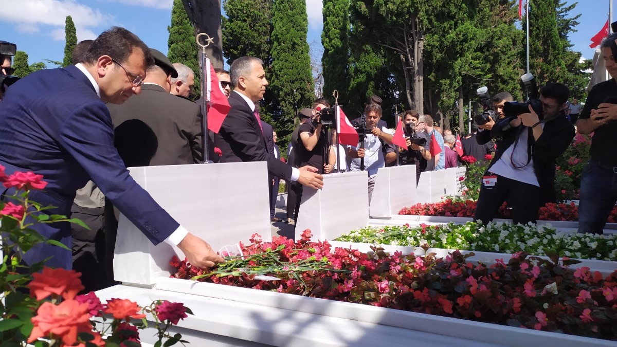 Ayasofya Camii’nde 15 Temmuz şehitleri için 251 hatim duası okundu