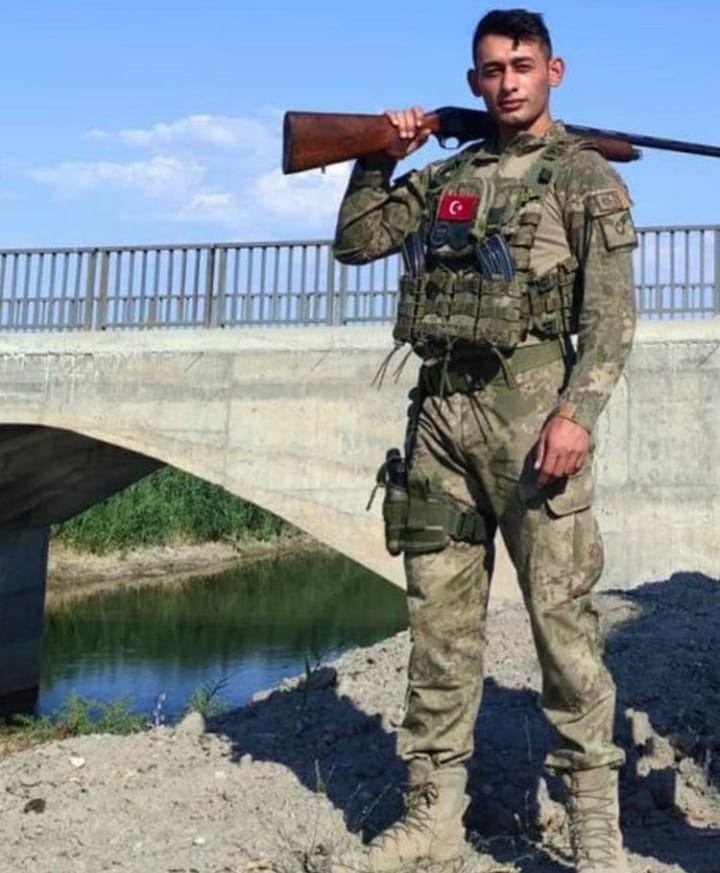İzmir’e şehit ateşi düştü! İstihkam Astsubay Çavuş Batuhan Şimşek