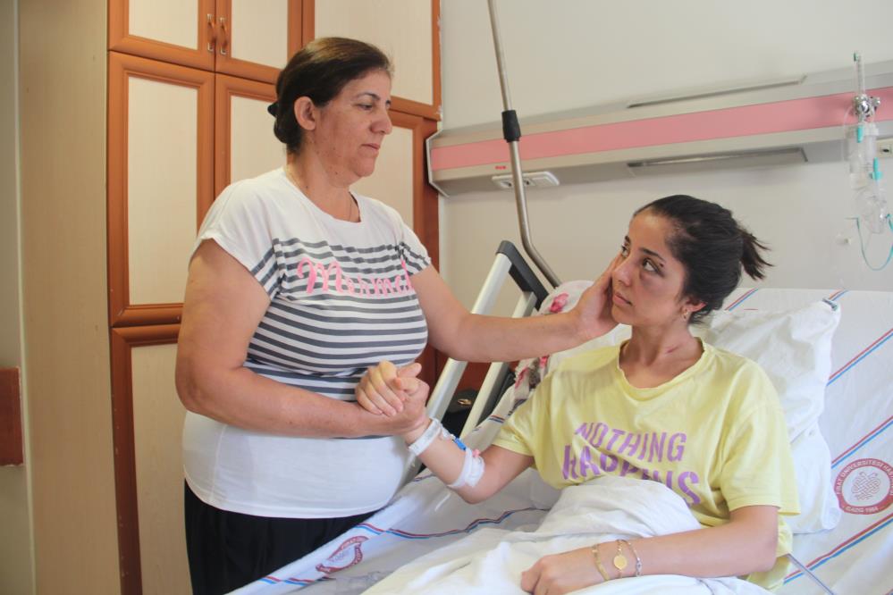 Doktor sevgilisinin evinde dehşeti yaşayan genç kadın 2 saat boyunca darp edildi, 5 yerinden bıçaklandı