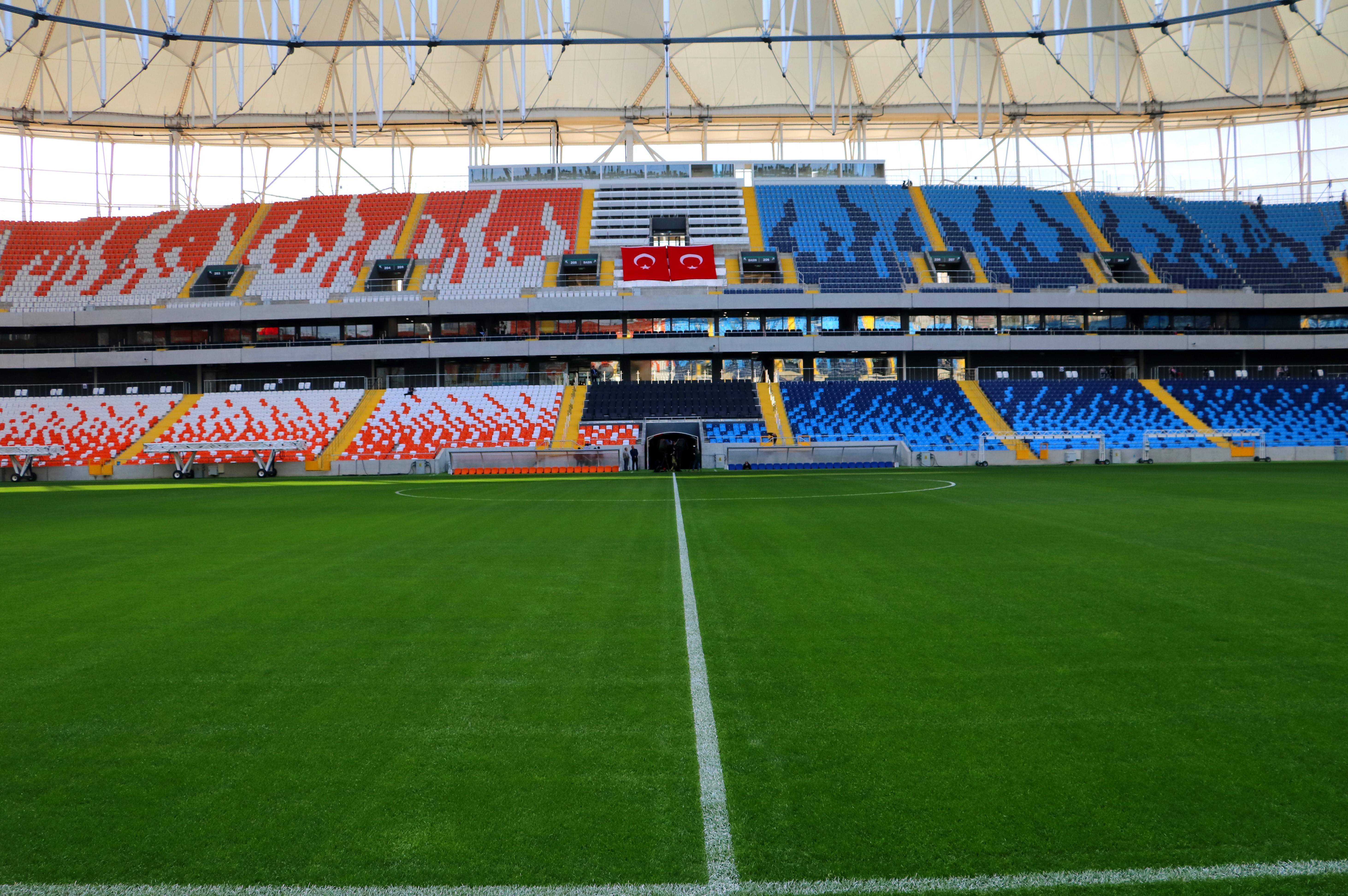 Spor Toto Süper Lig’de 11 ilden 19 takım, 19 statta mücadele edecek