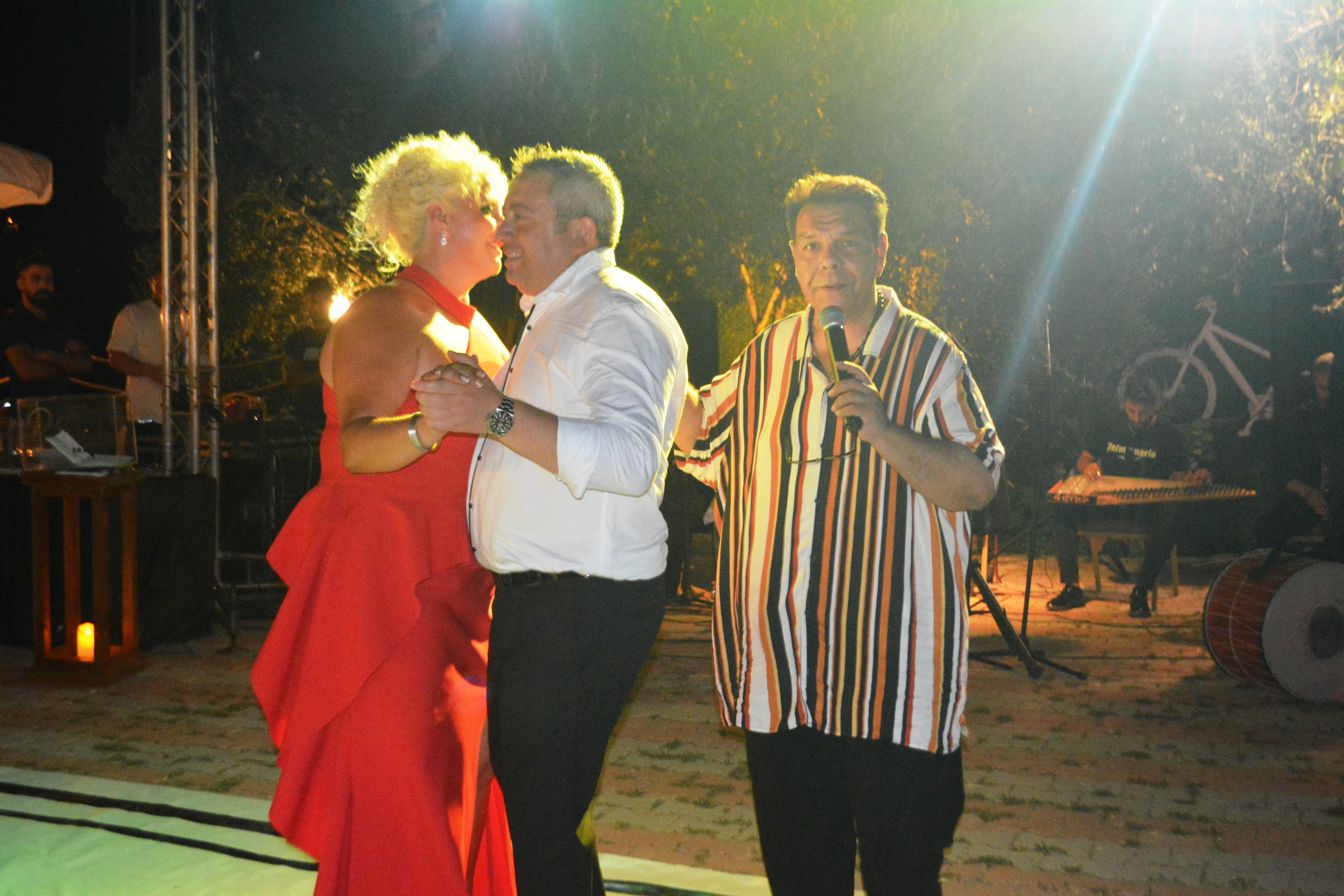 Balık Ayhan ile Hüsnü Şenlendirici Ayvalık’ta buluştu