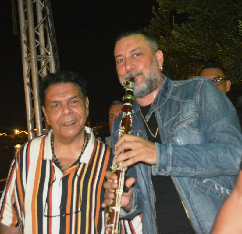 Balık Ayhan ile Hüsnü Şenlendirici Ayvalık’ta buluştu