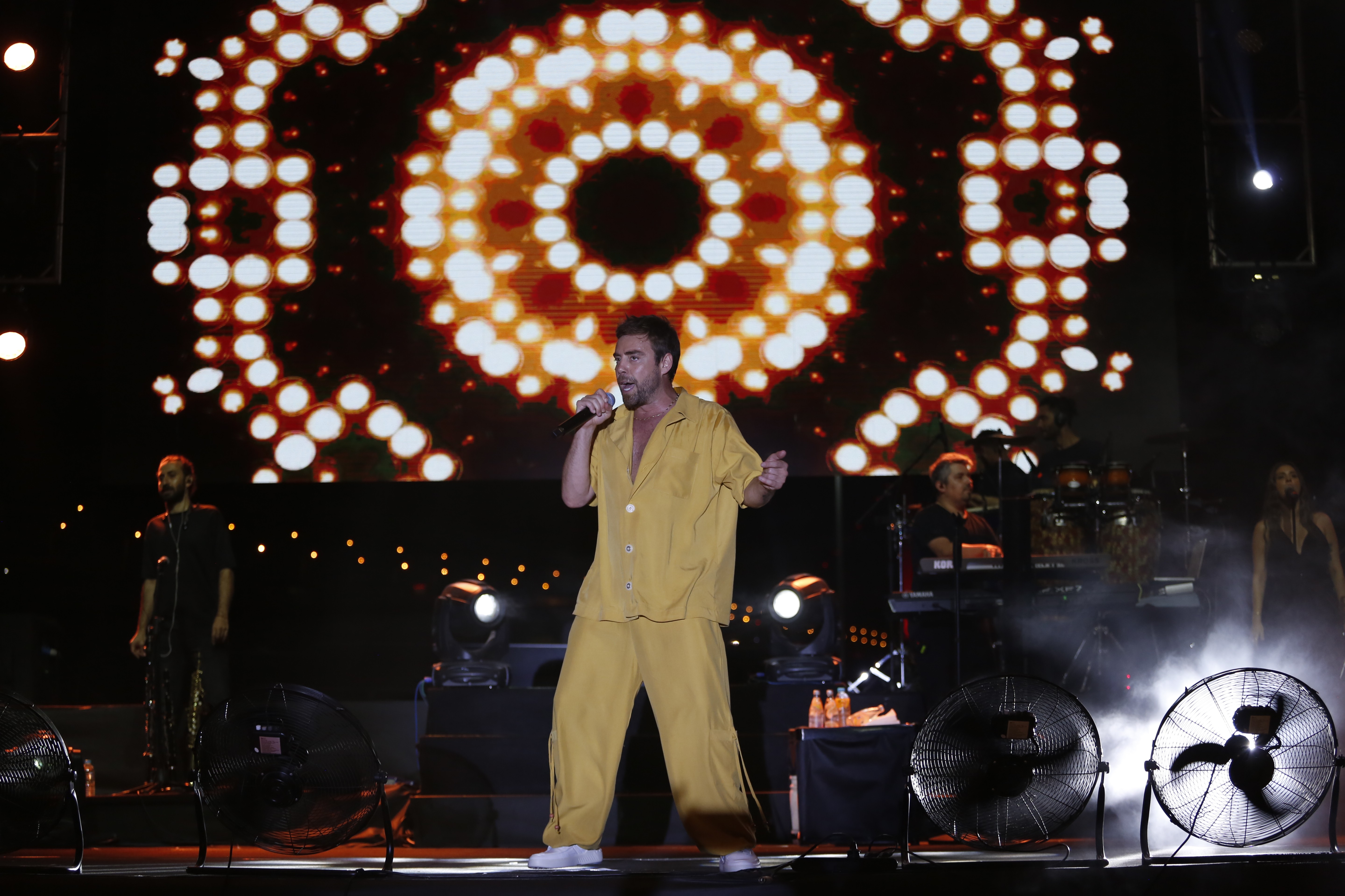 15. Kültür Festivali finali Murat Dalkılıç ve İrem Derici ile yapıldı