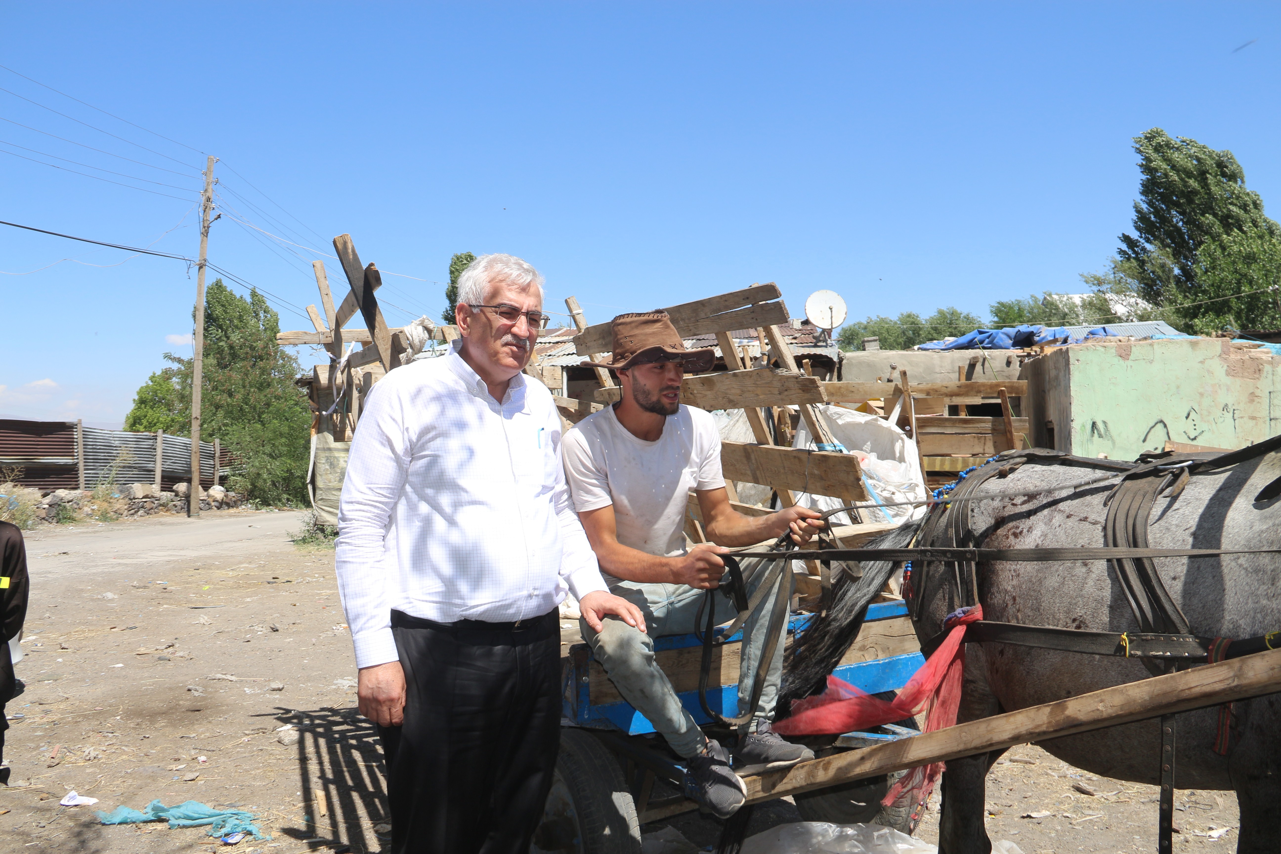 Sosyal medyada gündem olan at arabacısı İHA'ya konuştu