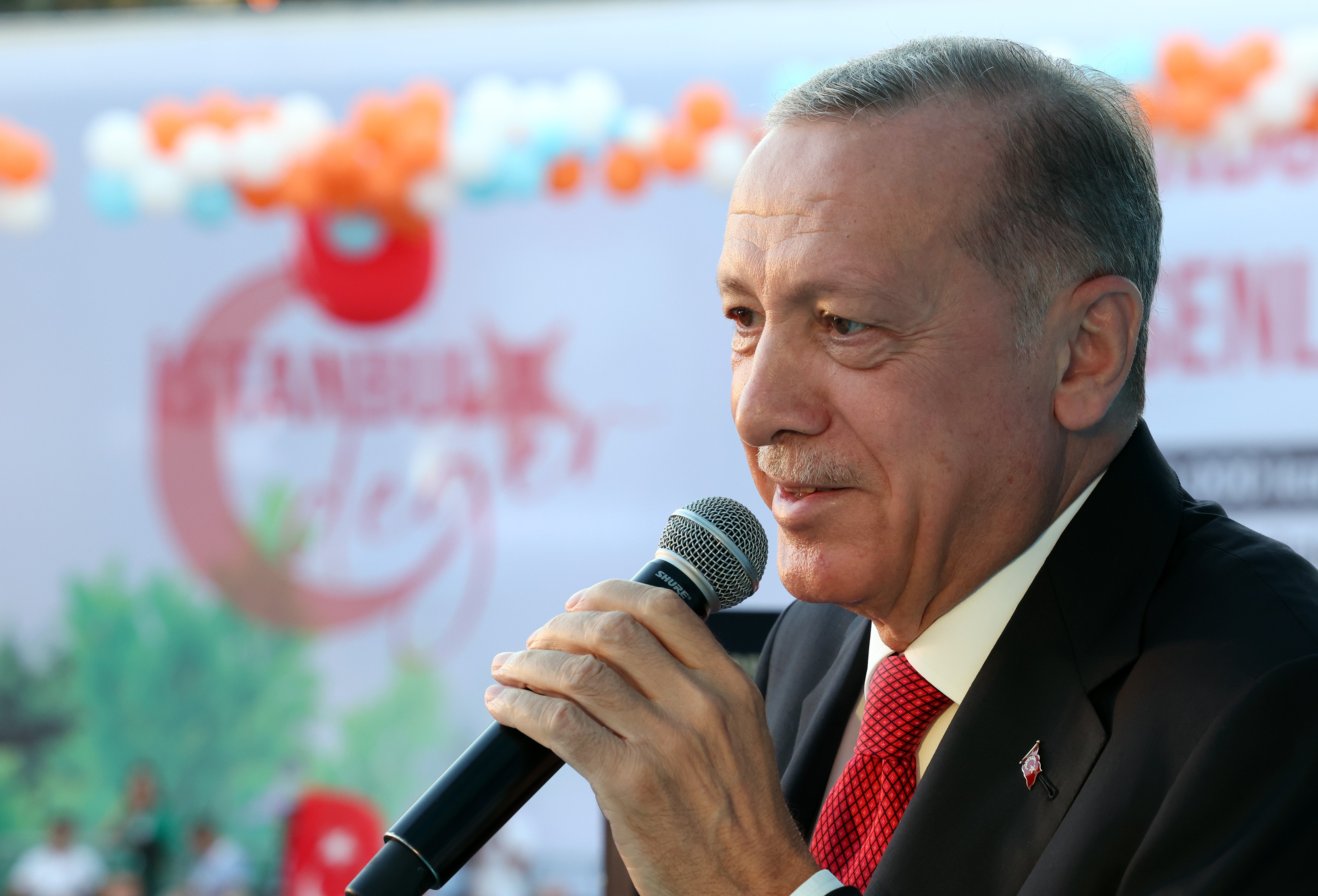 Cumhurbaşkanı Erdoğan: '3 milyon konutun dönüşümünü tamamladık'