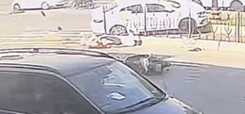 Fatih’te 2 kişinin yaralandığı feci kaza kamerada