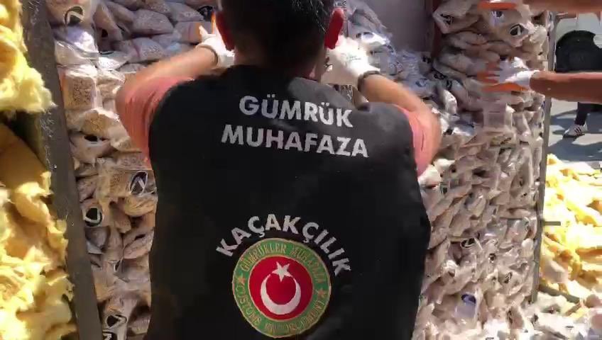 İstanbul Ambarlı Limanı'nda 12.3 milyon adet captagon hap ele geçirildi