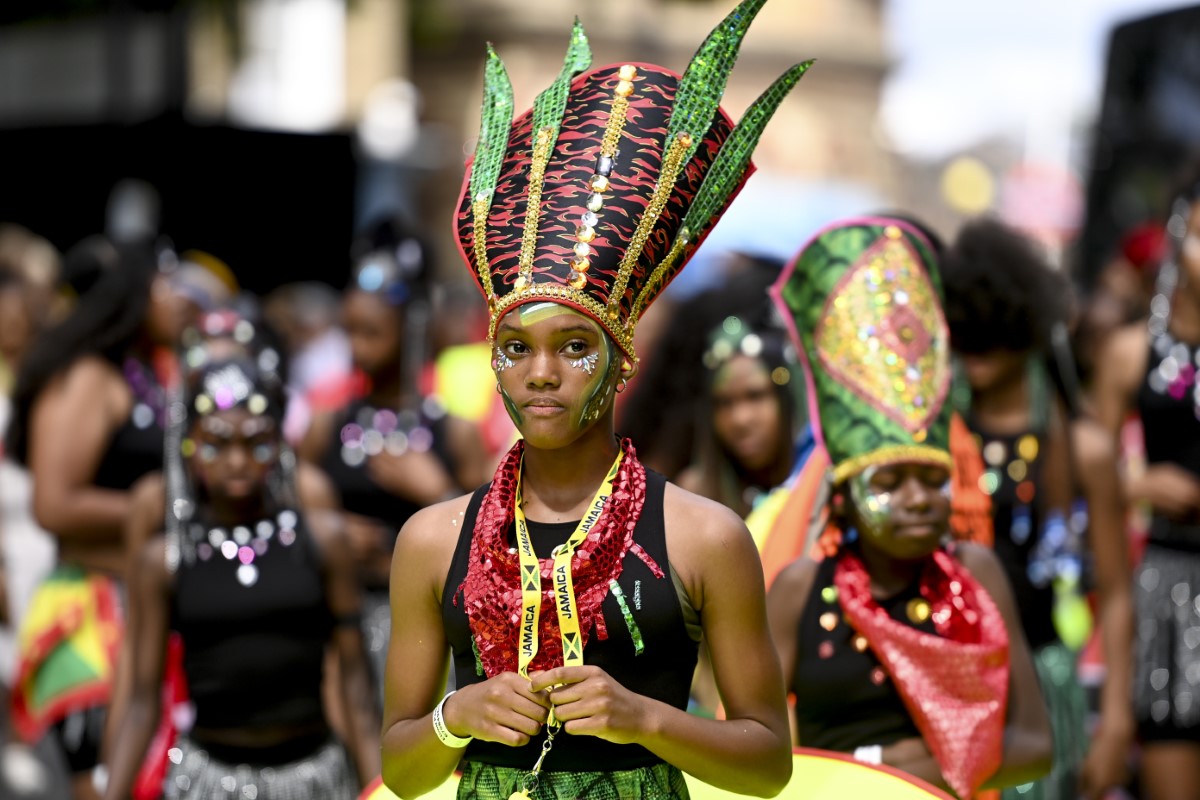 İngiltere’de 2 yılın ardından 'Notting Hill Karnavalı' başladı