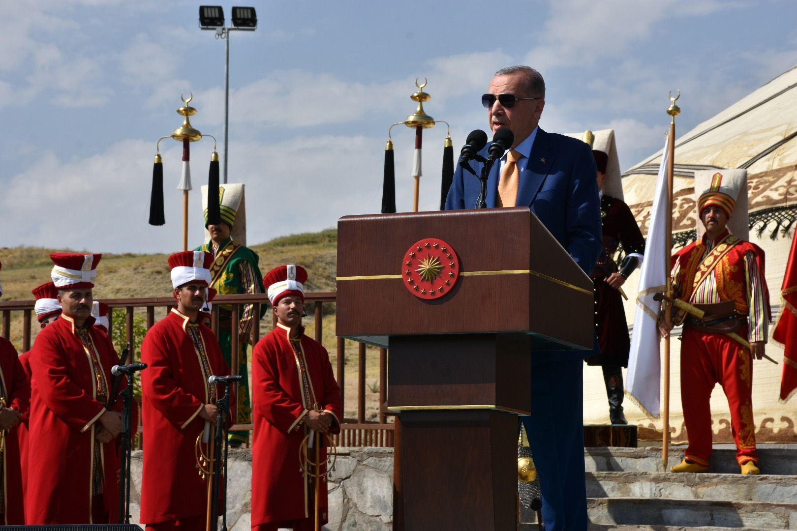 Cumhurbaşkanı Erdoğan: 'Bir gece ansızın gelebiliriz'