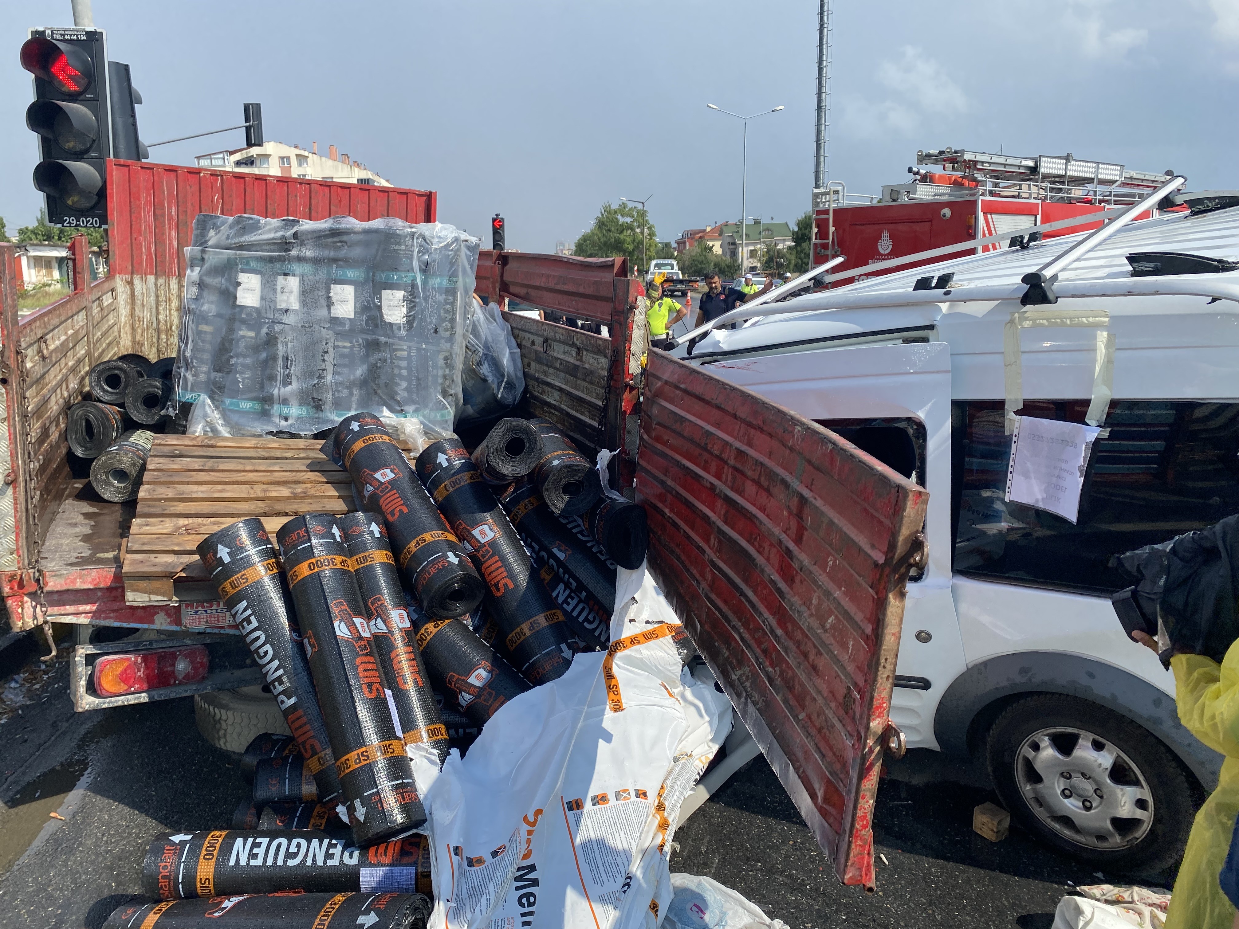 Büyükçekmece’de feci kaza:1 ölü, 1 yaralı