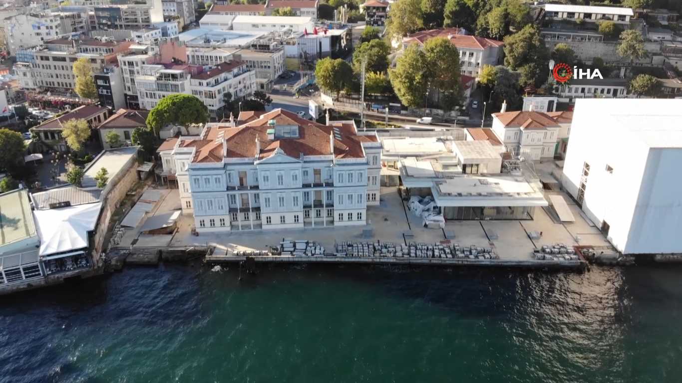 Yalılarının devriyle isimleri gündeme gelen Hatice ve Fehime sultanların sürgündeki yürek burkan hayatları