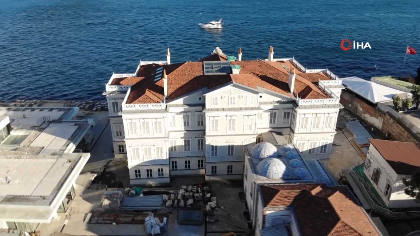 Yalılarının devriyle isimleri gündeme gelen Hatice ve Fehime sultanların sürgündeki yürek burkan hayatları