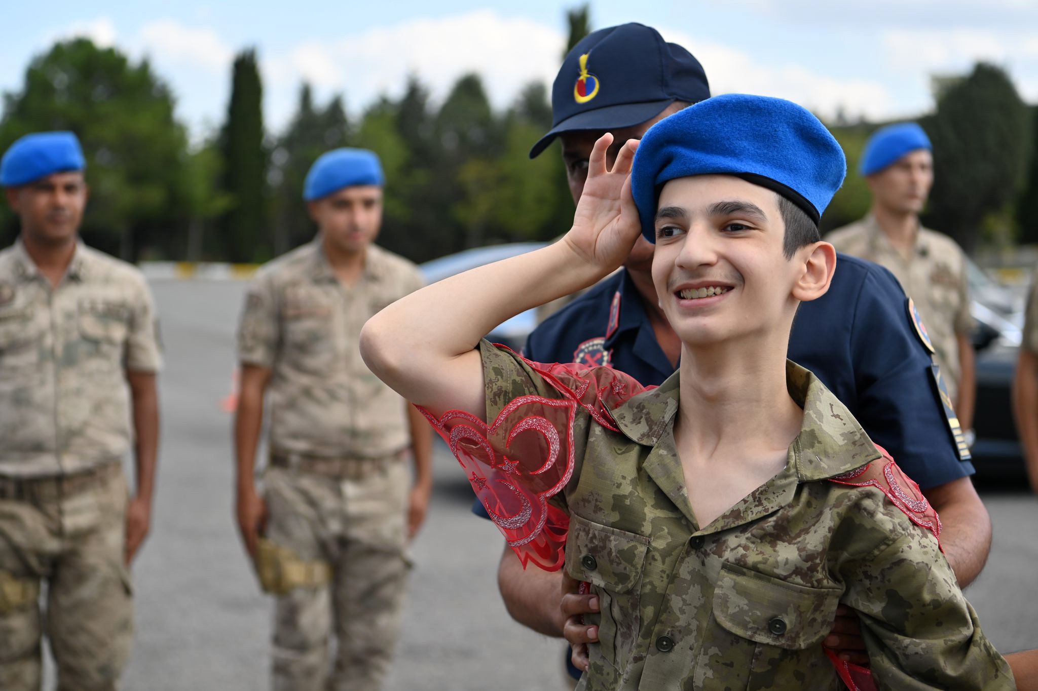 Özel çocuk Fehmi’nin askerlik hayali gerçek oldu