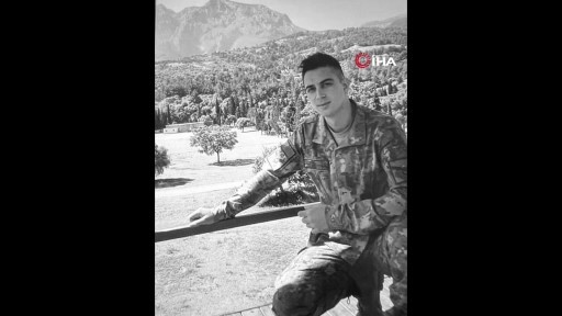 Şehit Astsubay Kıdemli Çavuş Gökhan Ağıl’ın İstanbul'daki evine ateş düştü