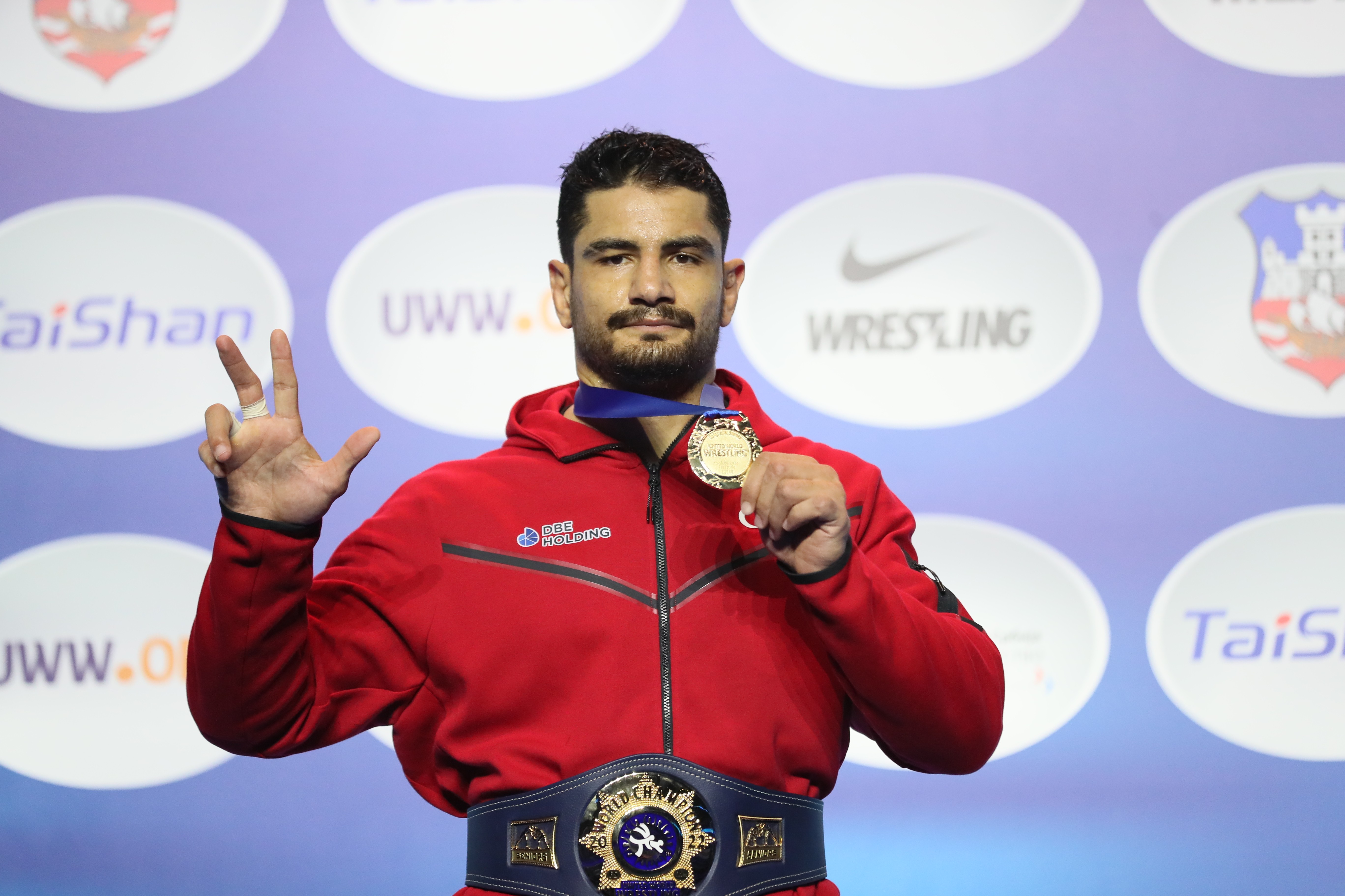 Ağır sıklette, Türkiye A Milli Güreş Takımı’ndan Dünya Şampiyonası’nda bir ilk