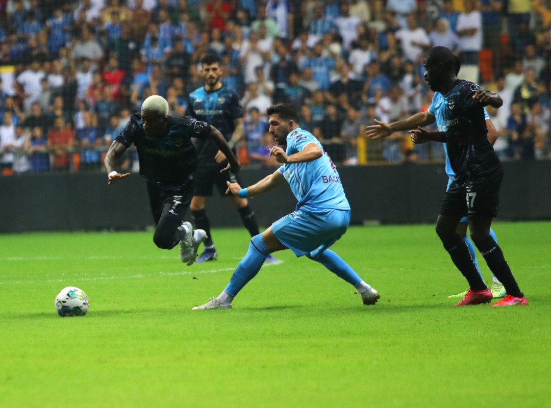 Adana Demirspor sahasında Trabzonspor'u devirdi