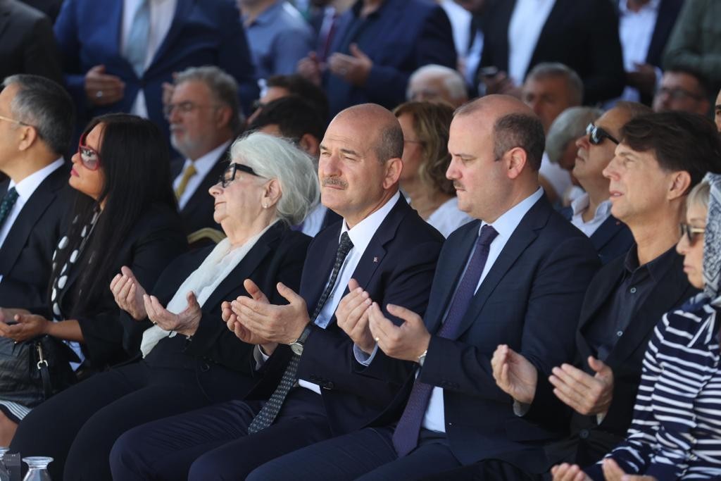 Adnan Menderes ve yol arkadaşları idamlarının 61'inci yılında kabirleri başında anıldı