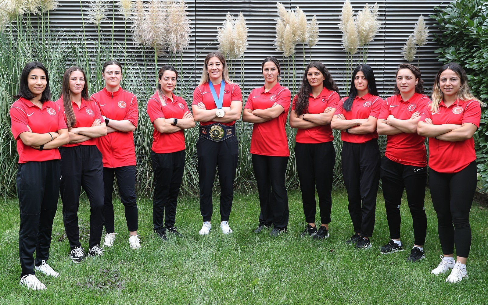 Efrahim Kahraman: 'Yasemin Adar Yiğit ile tarih yazdık'