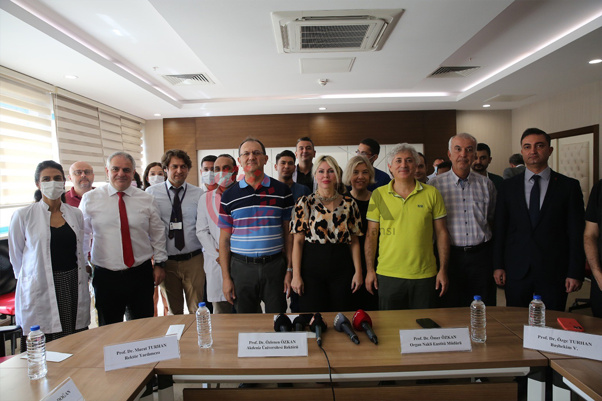 Türkiye'nin ikinci rahim nakli hastası Havva Erdem’in kız bebeği oldu