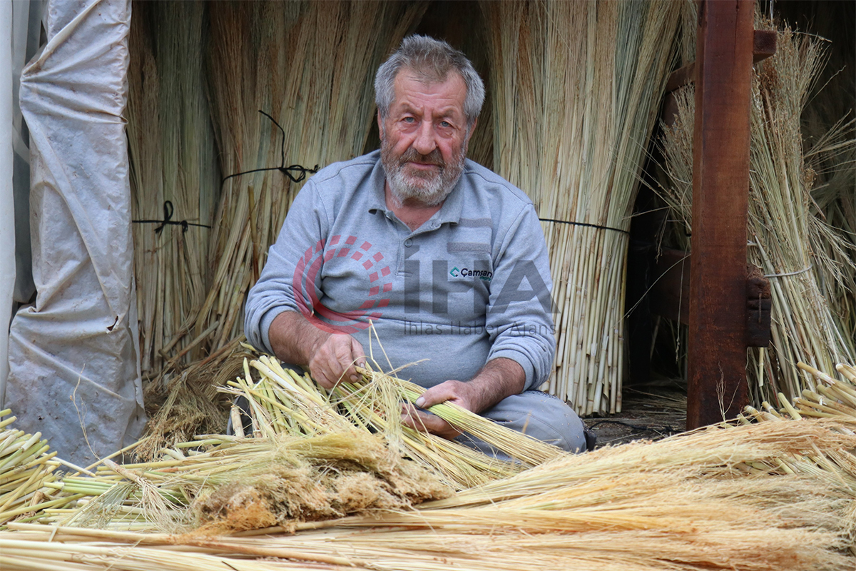 Binbir emekle üretiliyor, 50 liraya satılıyor