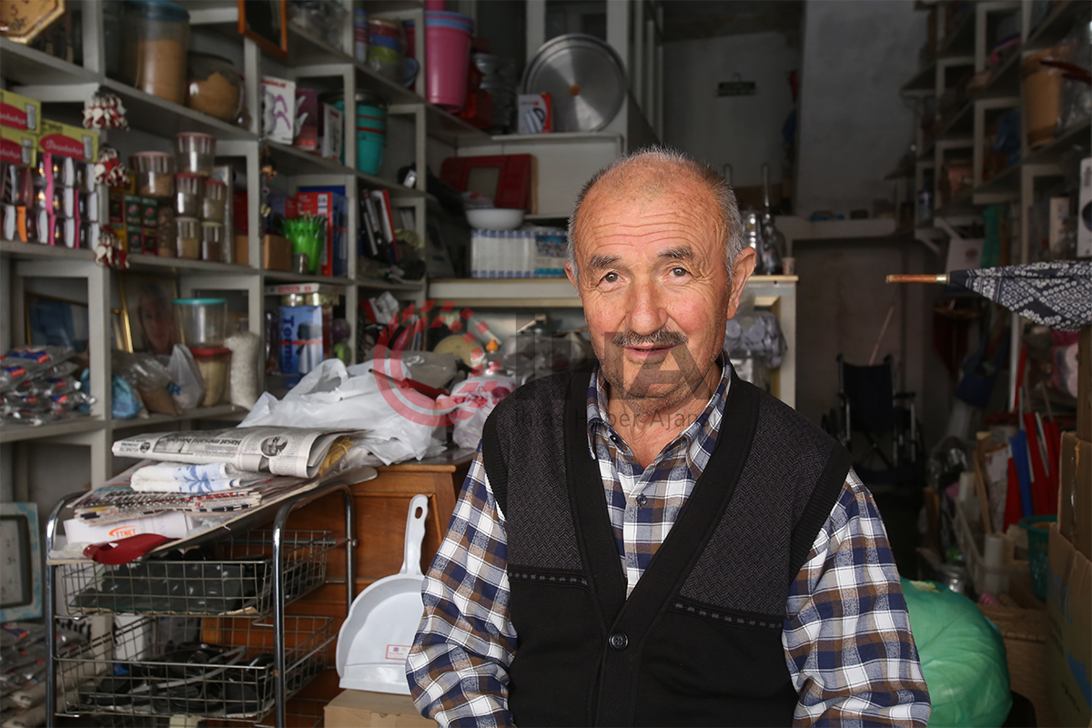 Bu dükkana gelenler hiçbir şey alamadan dönüyor