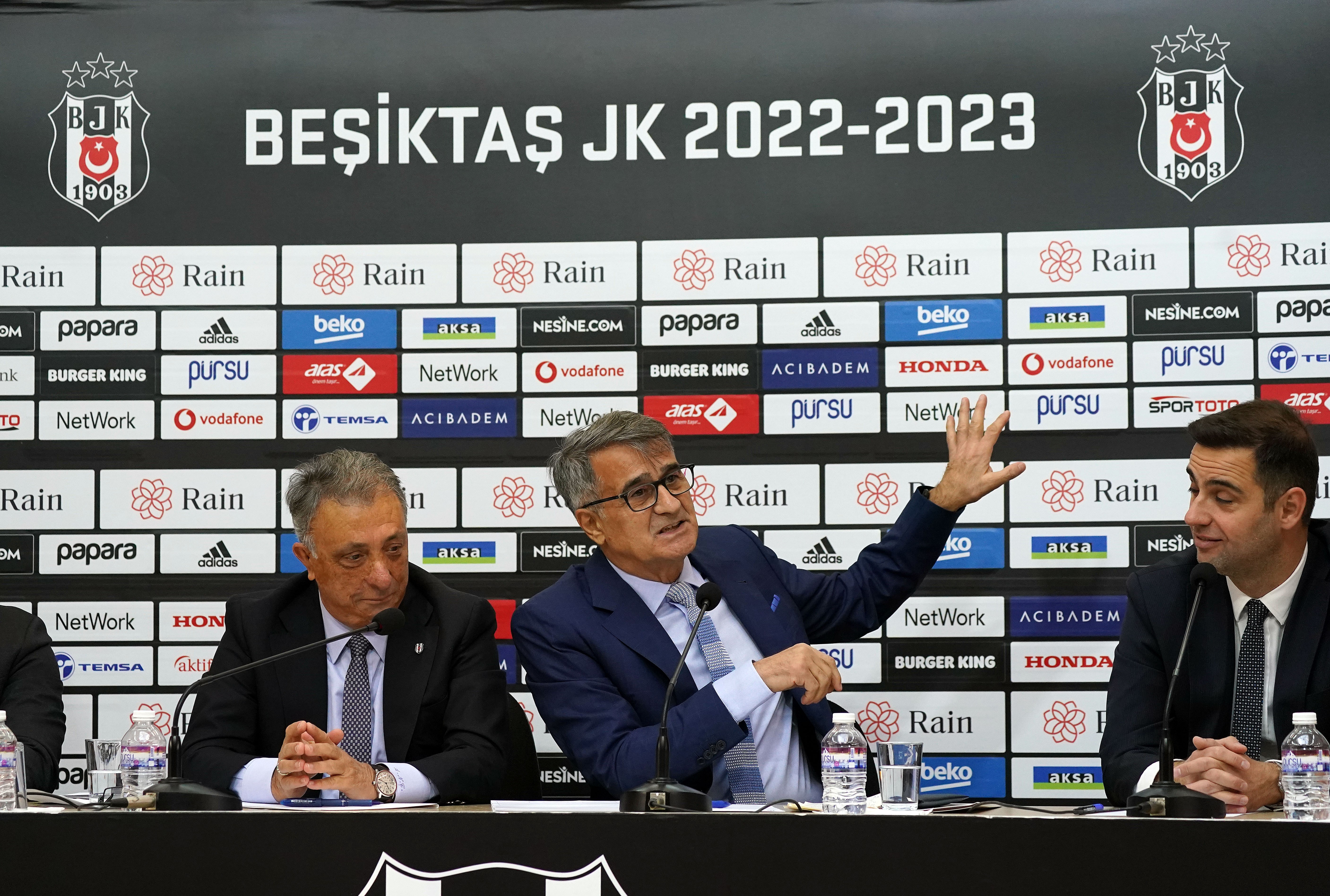 Beşiktaş'ta ikinci Şenol Güneş dönemi resmen başladı