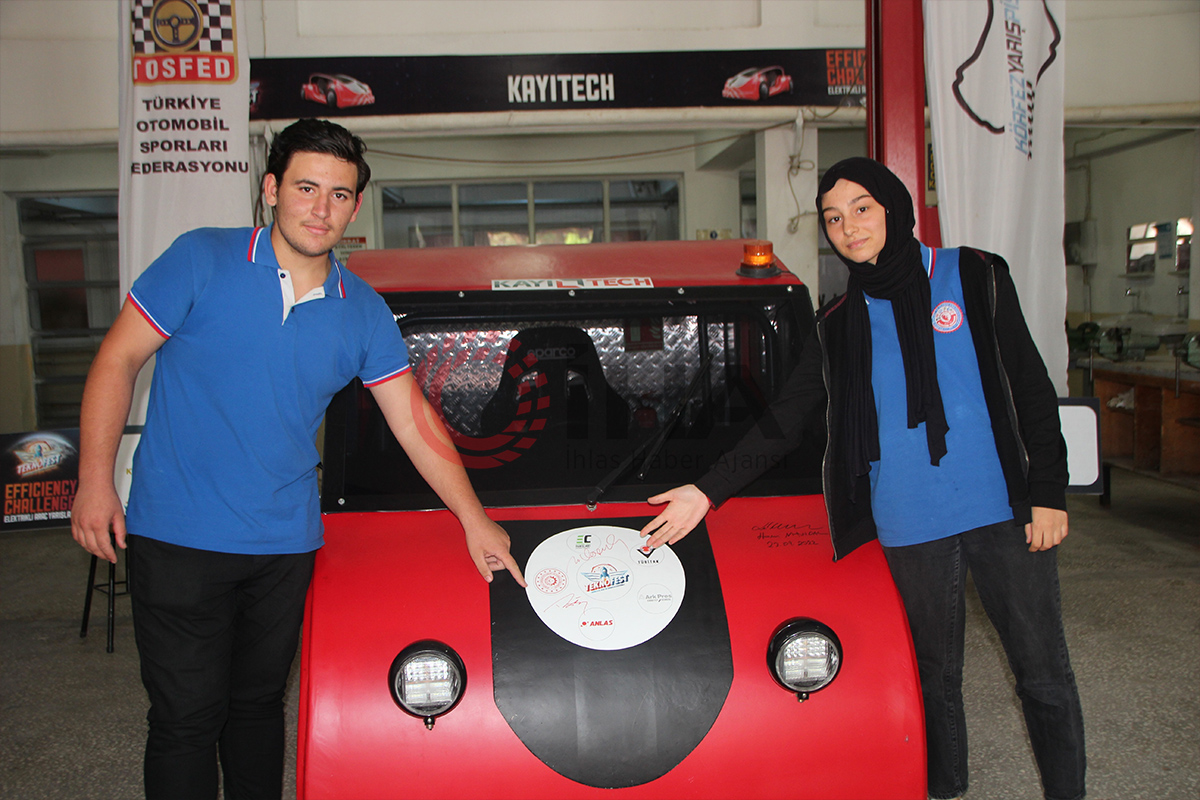 Cumhurbaşkanı Erdoğan'ın imzaladığı elektrikli aracın 100 kilometrede 8 lira yakıt maliyeti var