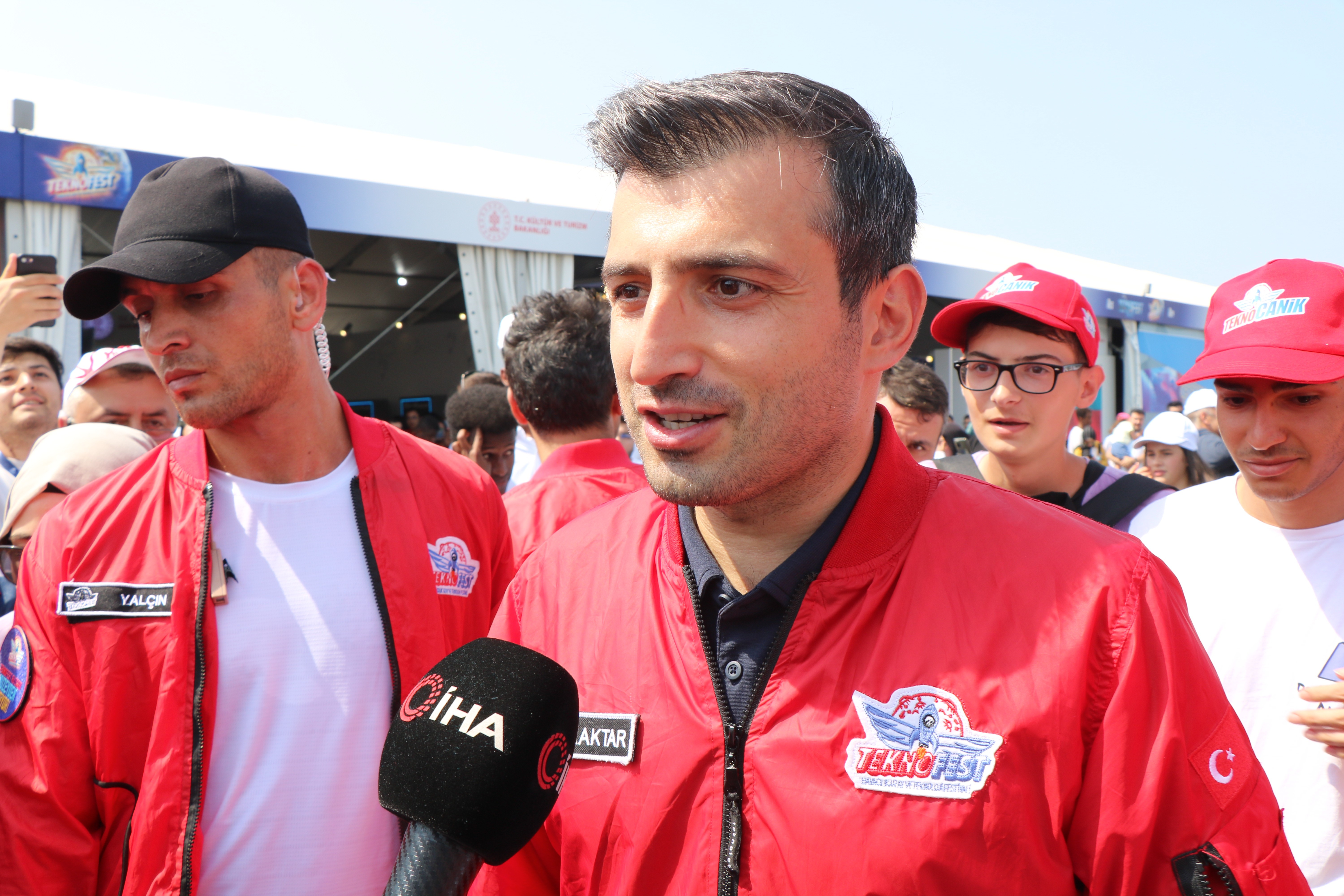 Şakir Zümre’nin torunu Ahmet Hüsnü Humbaracıbaşı: 'Selçuk Bayraktar ve SİHA’ları çok başarılı buluyorum'