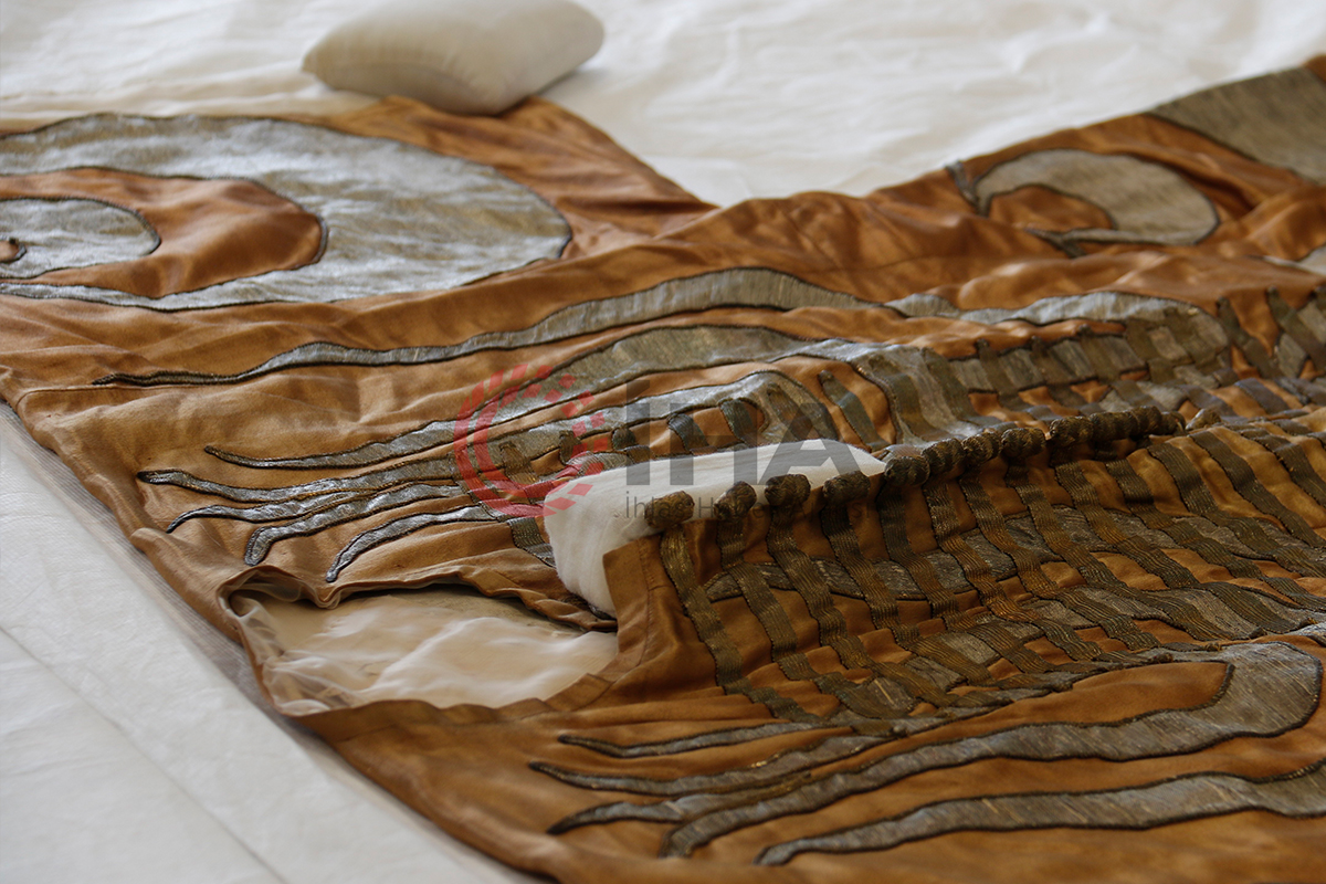 Padişahların özel kaftanları restore ediliyor