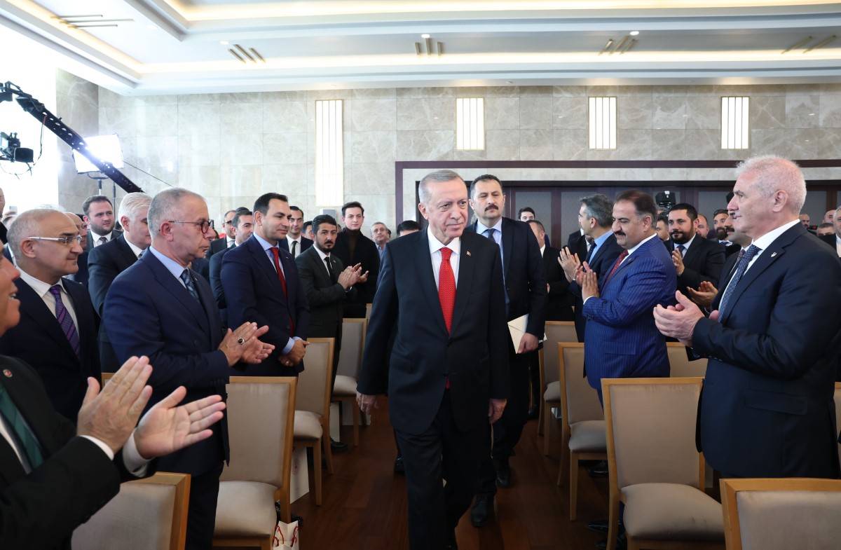 Cumhurbaşkanı Erdoğan 'Şut ve Gol: Türk Futbol Tarihi' sergisinin açılışını yaptı