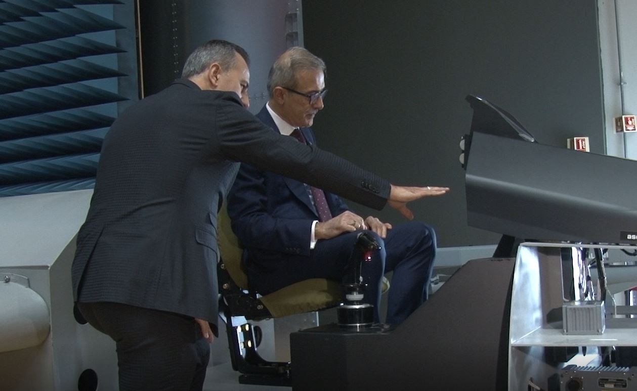 F-16'ların modernizasyonunda kullanılacak yerli ve milli AESA radarı tanıtıldı