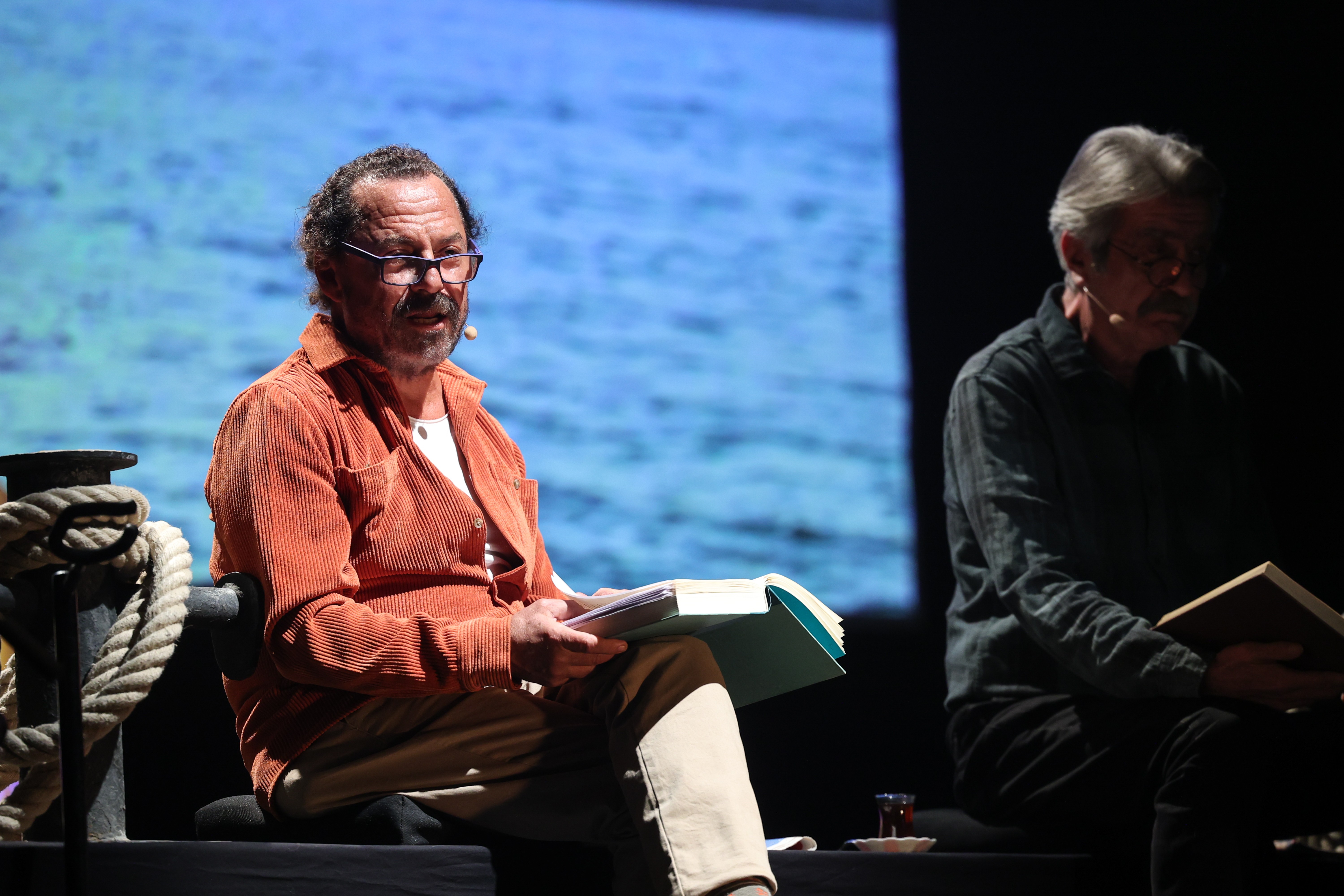 İş Sanat’ın dinletileri Ümit Yaşar Oğuzcan şiirleri ile başladı