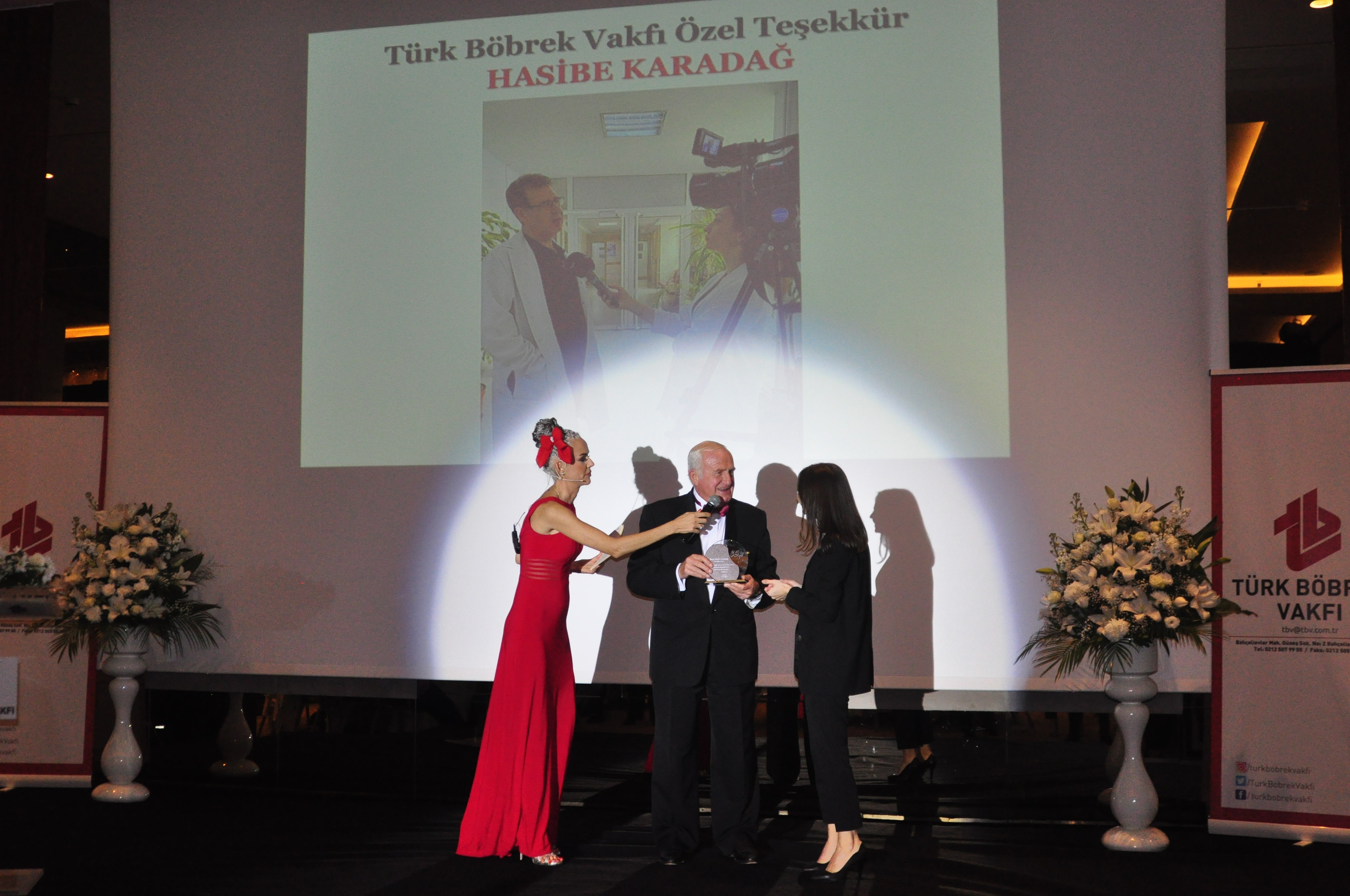 Türk Böbrek Vakfı’ndan İhlas Medya’ya 2 ödül birden