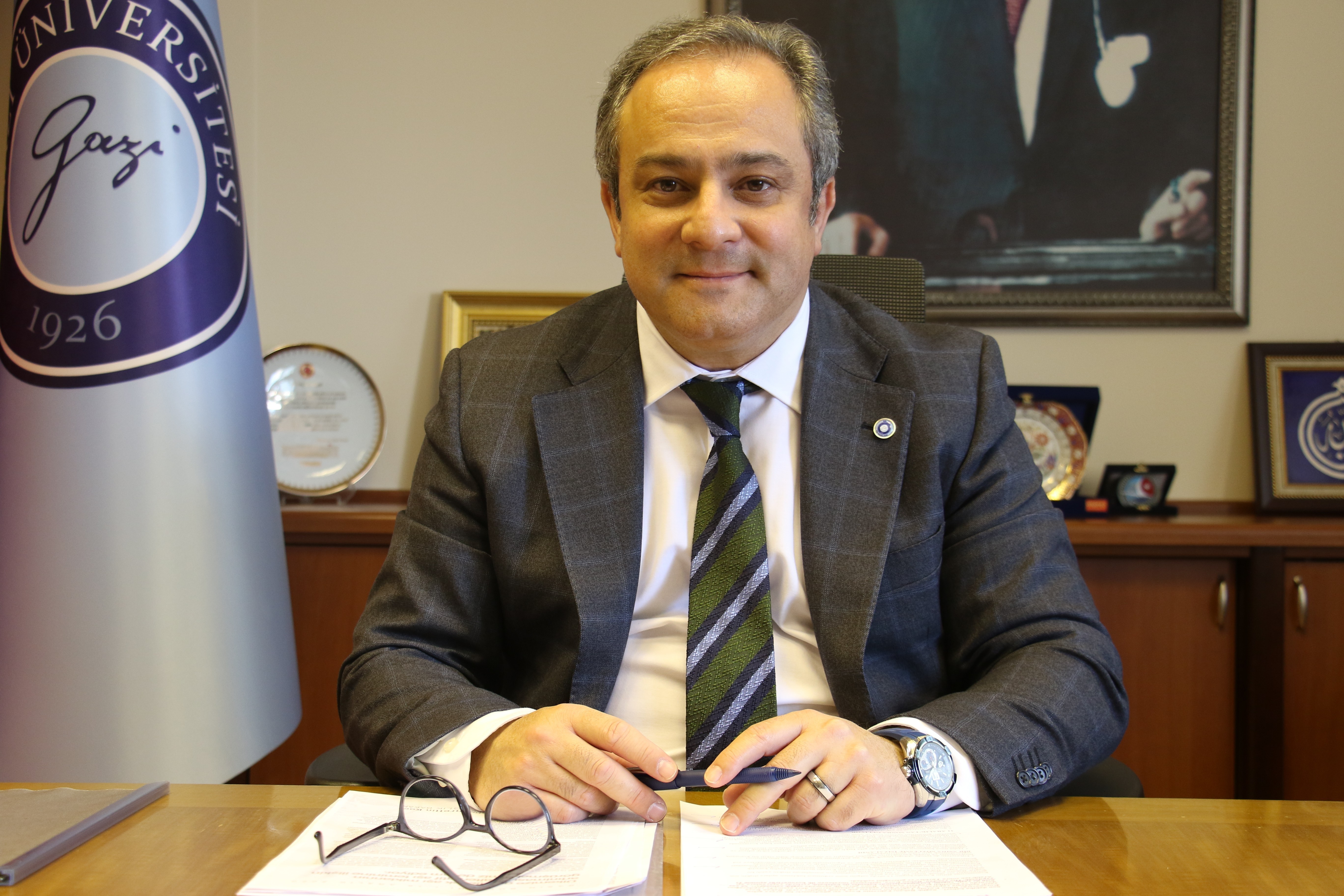 Bilim Kurulu Üyesi Prof. Dr. İlhan: 'Deve gribi için endişe etmeye gerek yok'