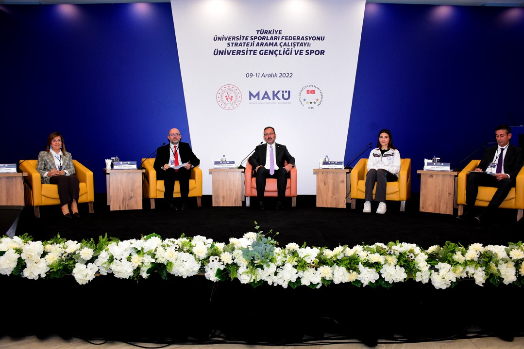 Bakan Kasapoğlu: 'Son 4 yılda uluslararası organizasyonlarda 19 bin 620 adet madalya elde ettik'