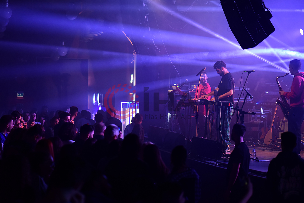 Bursa'da festival ateşi Sertab Erener ile yandı