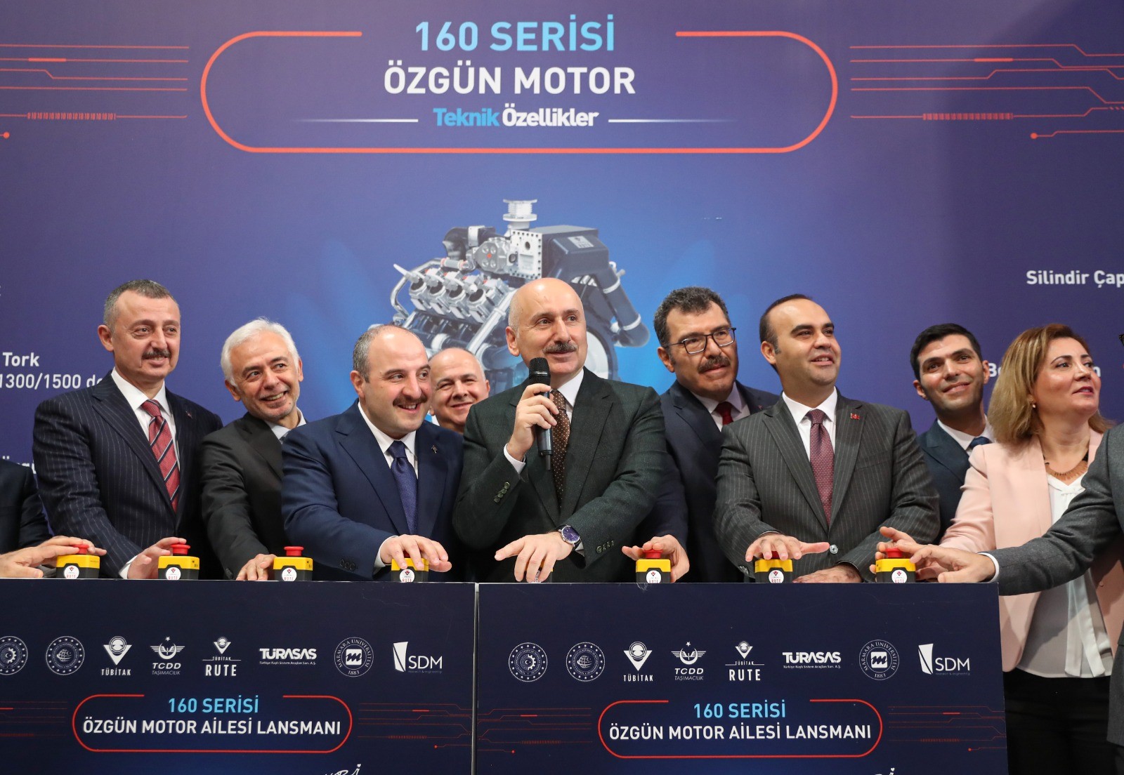 Türkiye’nin ilk yerli tasarım lokomotif motoru görücüye çıktı