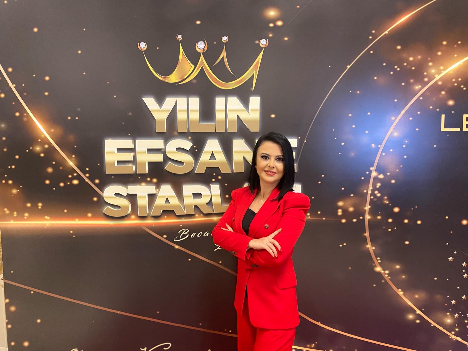 'Yılın En İyi Gündüz Kuşağı Kadın Haber Spikeri' ödülünü Meltem Günay aldı