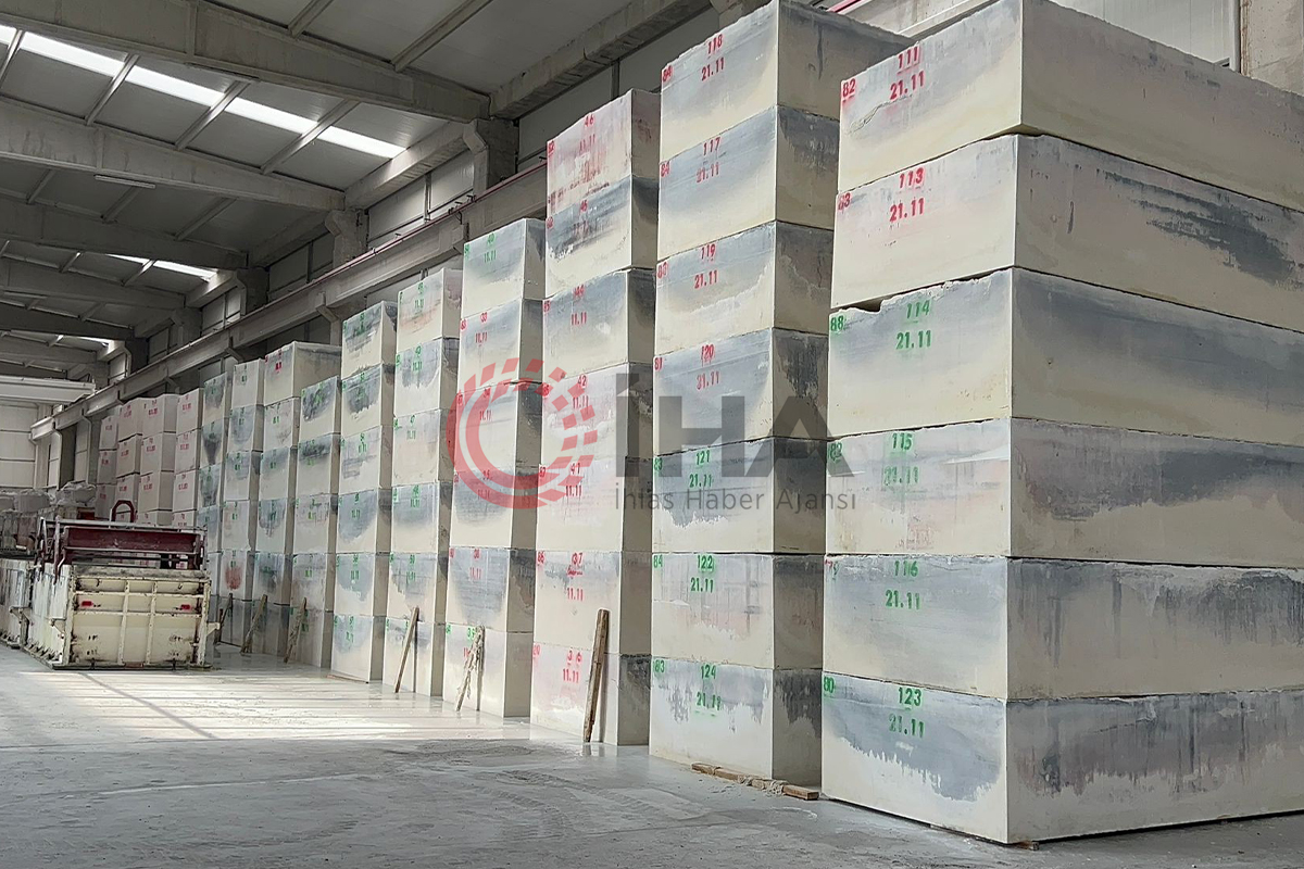 Kurduğu fabrika ile mermer artıklarını geri dönüştürdü, talebe yetişemiyor