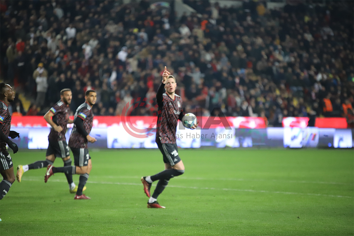 Kartal,Antep'ten 1 puanla dönüyor