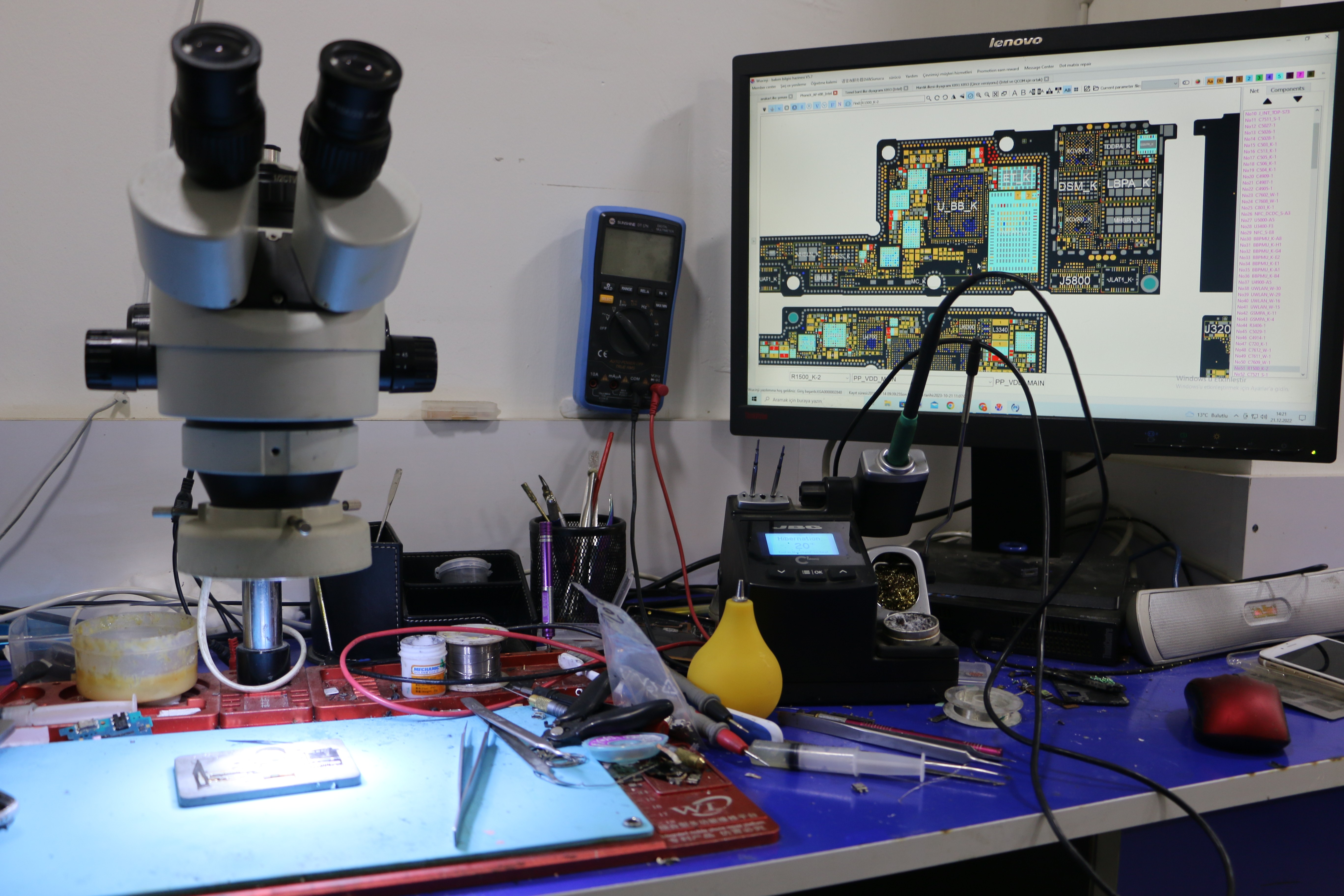 Uzmanı, telefon bataryalarının neden patladığını anlattı