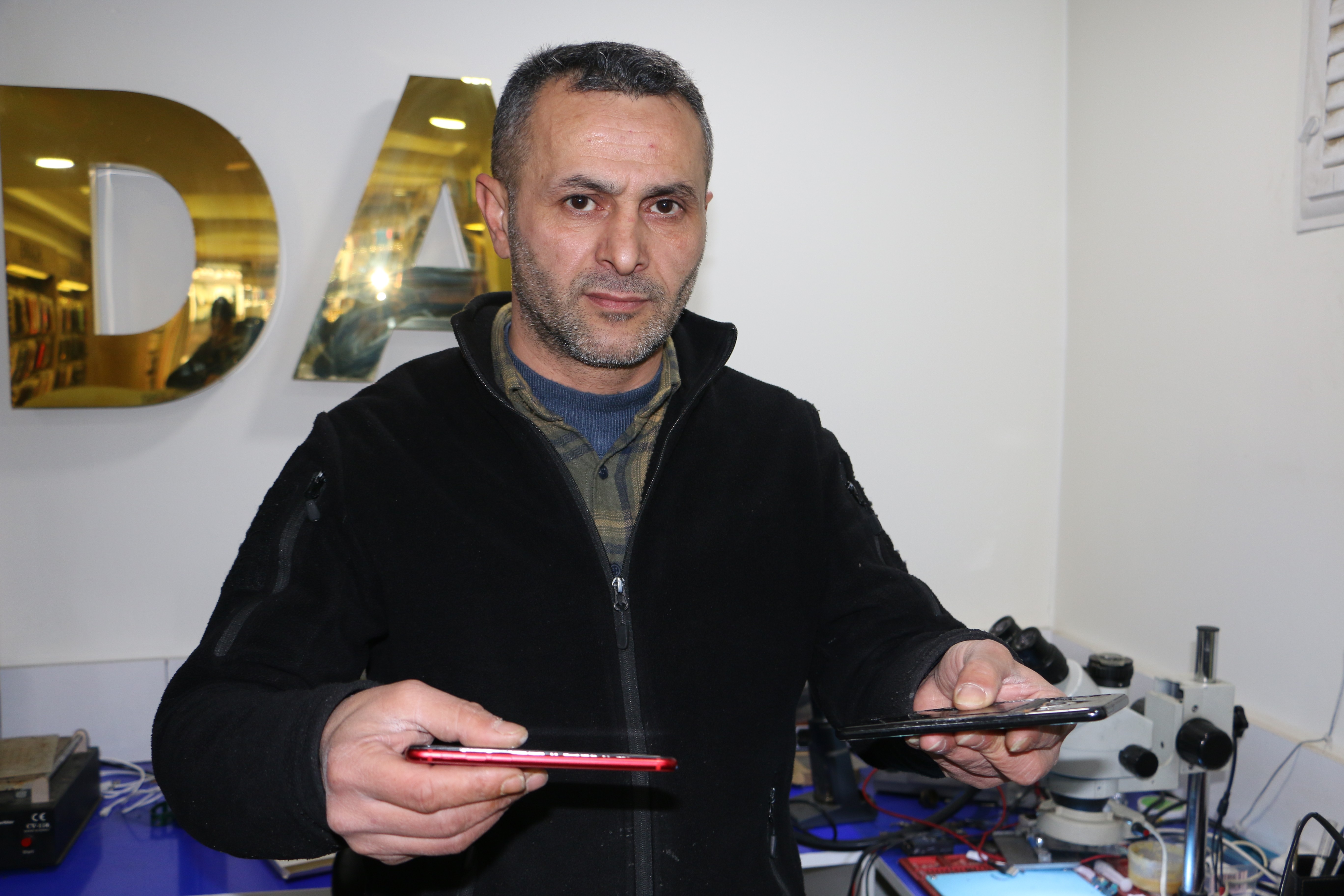 Uzmanı, telefon bataryalarının neden patladığını anlattı