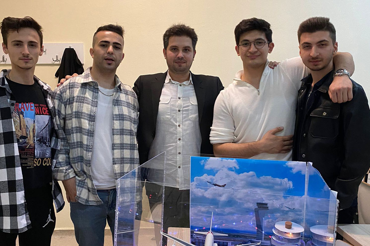 Atık malzemelerden havalimanı tasarlandı