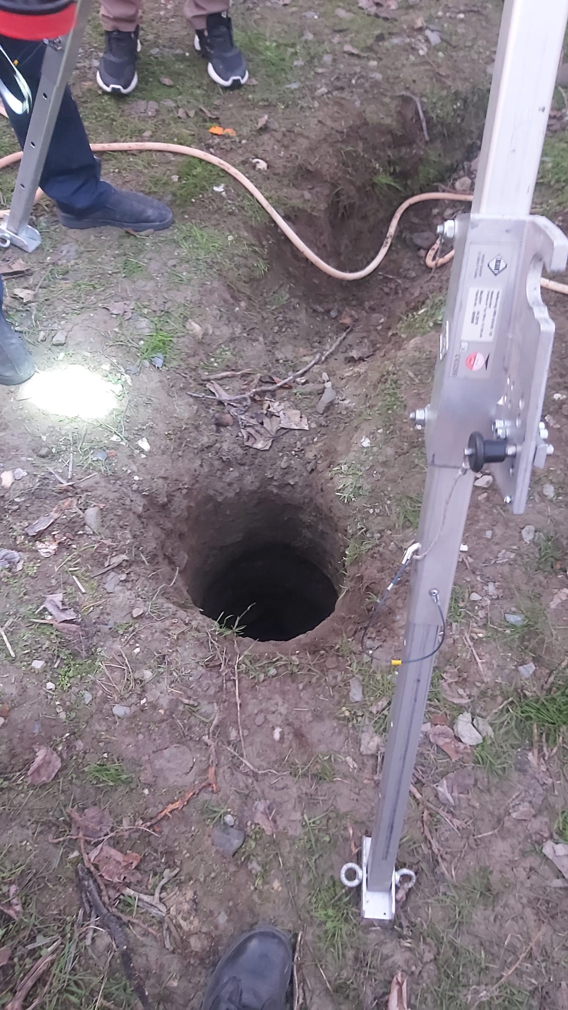 Baba-oğlu kurtarma çalışmalarında beşinci saat geride kaldı