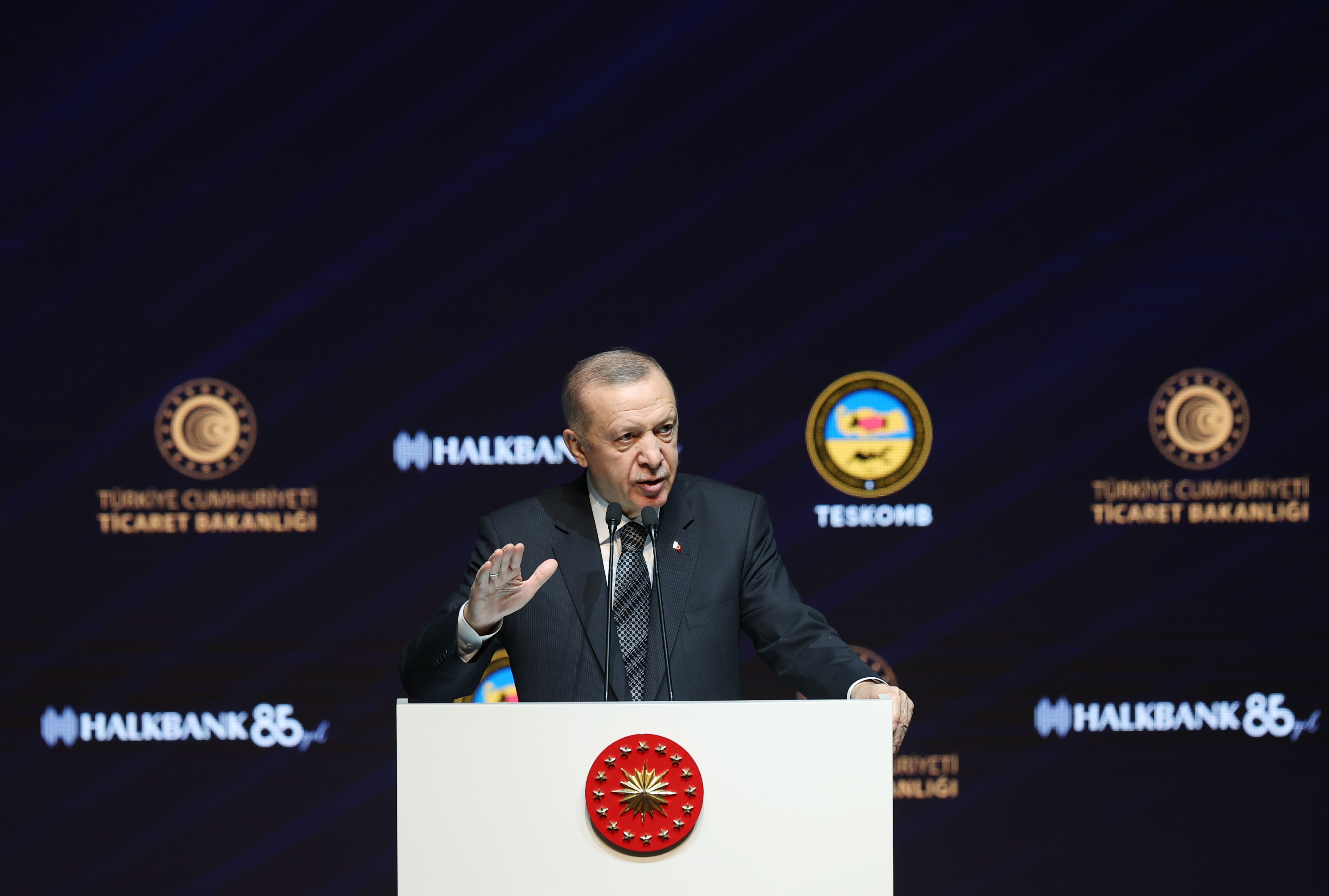 Cumhurbaşkanı Erdoğan’dan esnafa müjde